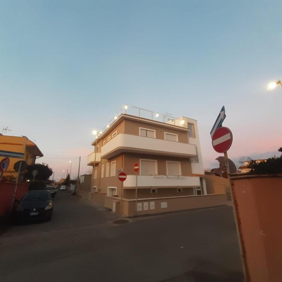 מלון פיומיצ'ינו L' Ora Blu מראה חיצוני תמונה